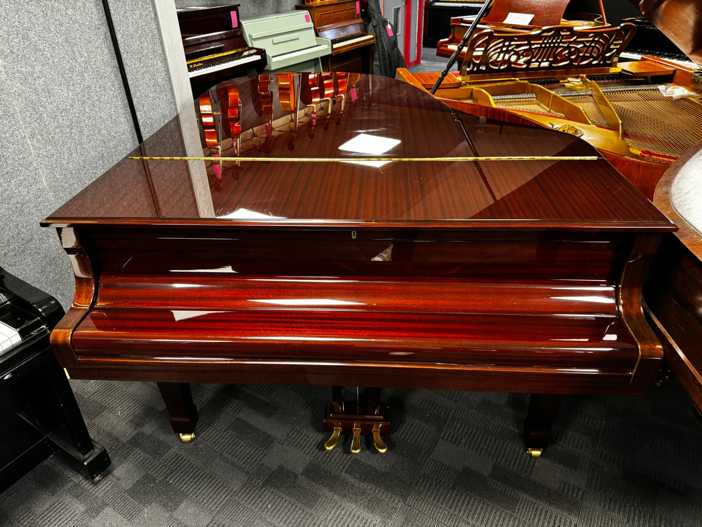 Yamaha C3 Grand Piano in mahogany polyester